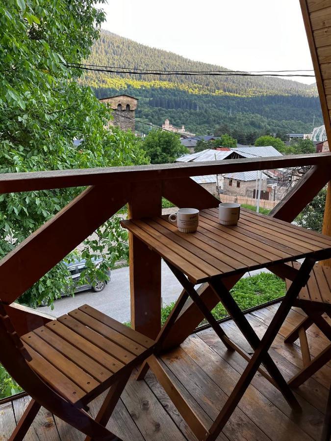 Guesthouse Data Mestia Eksteriør bilde