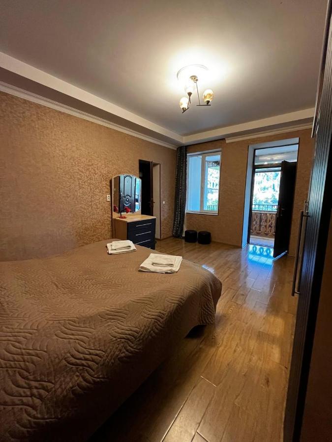 Guesthouse Data Mestia Eksteriør bilde