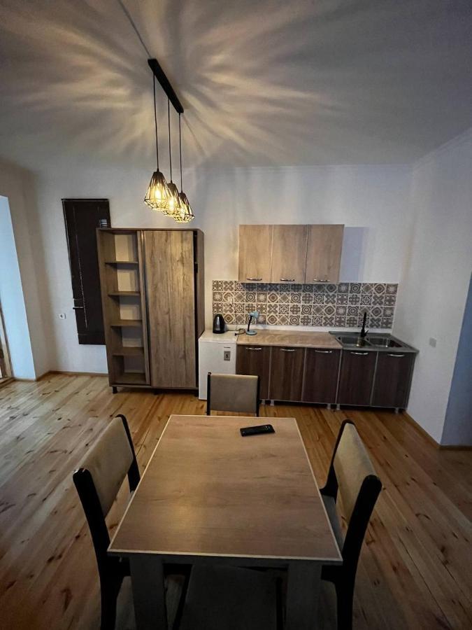 Guesthouse Data Mestia Eksteriør bilde