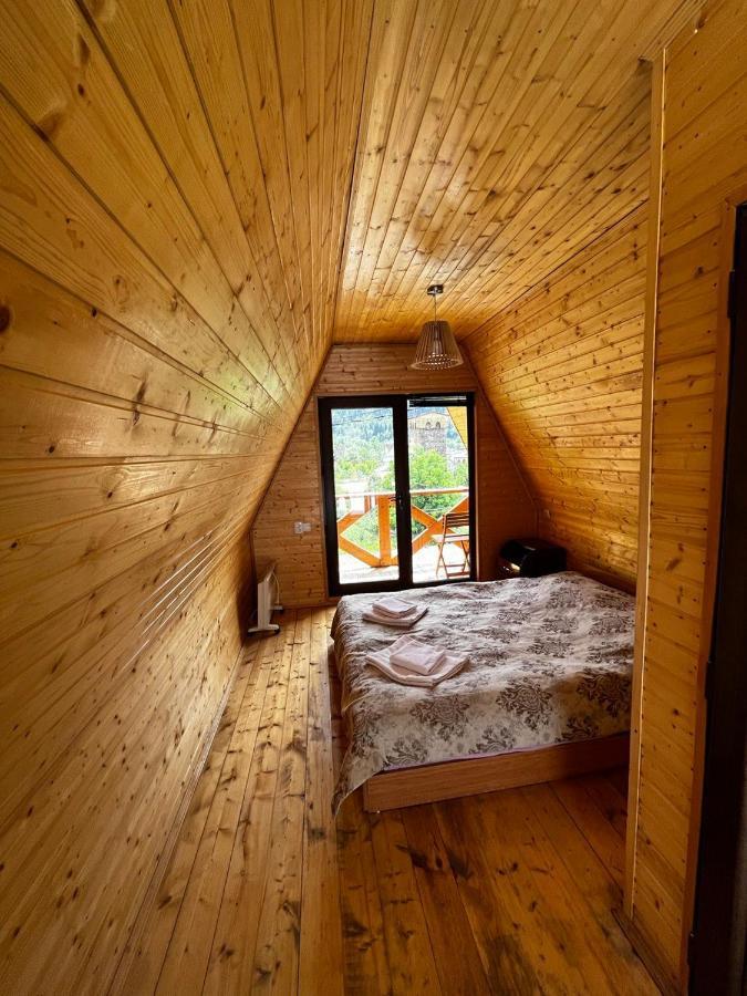 Guesthouse Data Mestia Eksteriør bilde